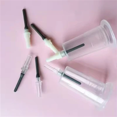 Bir martali ishlatiladigan igna ushlagichi